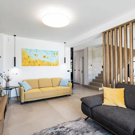 Corus Villa Murter