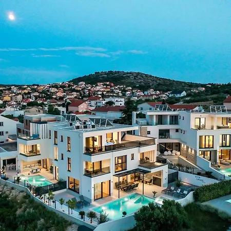 Villa Corus *