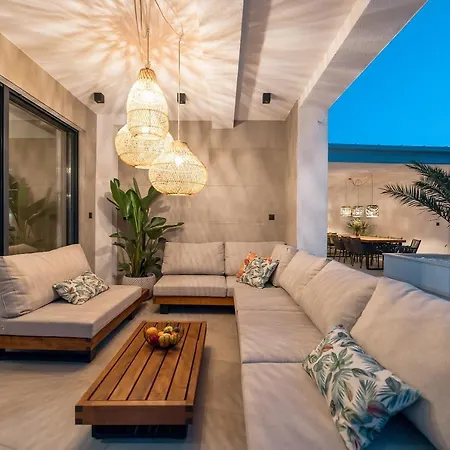 Villa Corus *