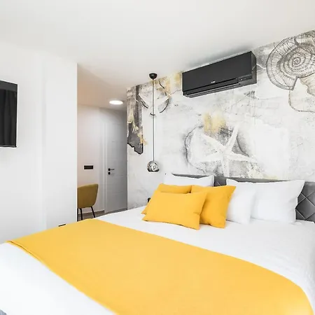 Corus Villa Murter
