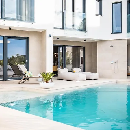 Corus Villa *