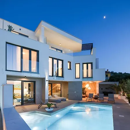 Corus Villa *